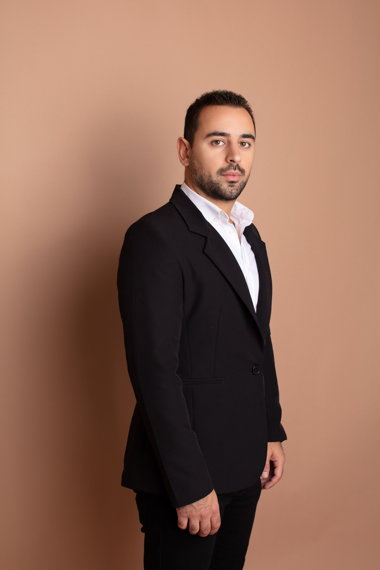 Apartments, Houses, Offices For Sale, To Rent Century 21 Albania